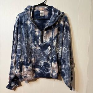 PINK Victoria's Secret Blue and Cream Tie-Dye Hoodie